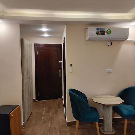 Old Street Apartment Wadi Musa Exterior photo